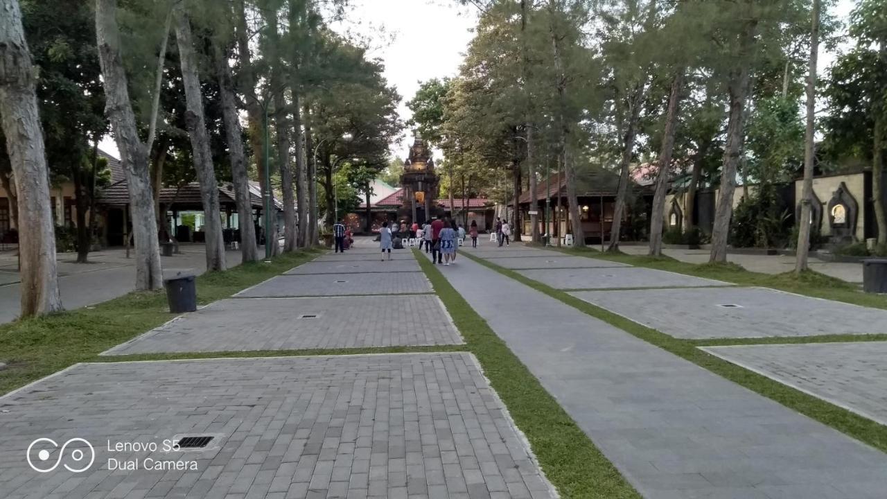 Spot On 93020 Rumah Singgah Ganjuran Bantul Esterno foto