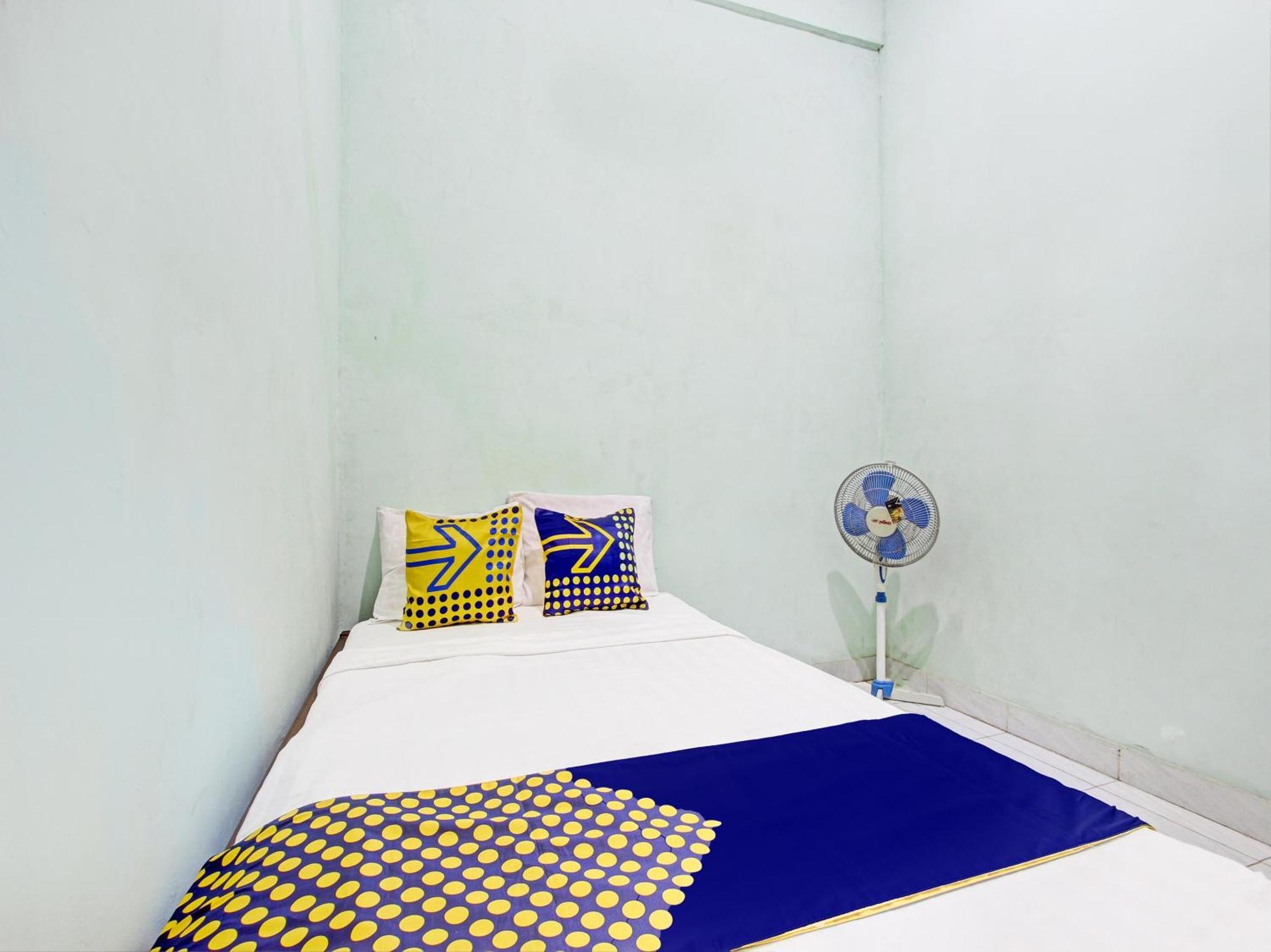 Spot On 93020 Rumah Singgah Ganjuran Bantul Esterno foto